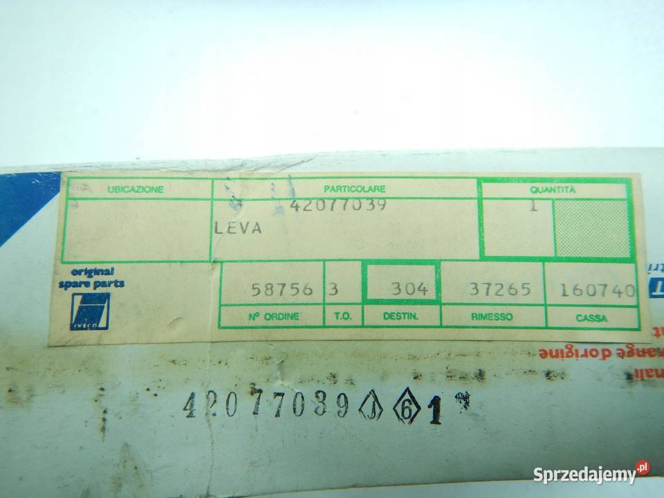 DŹWIGNIA IVECO 330 42077039 ORYGINAŁ ASO sprzedam