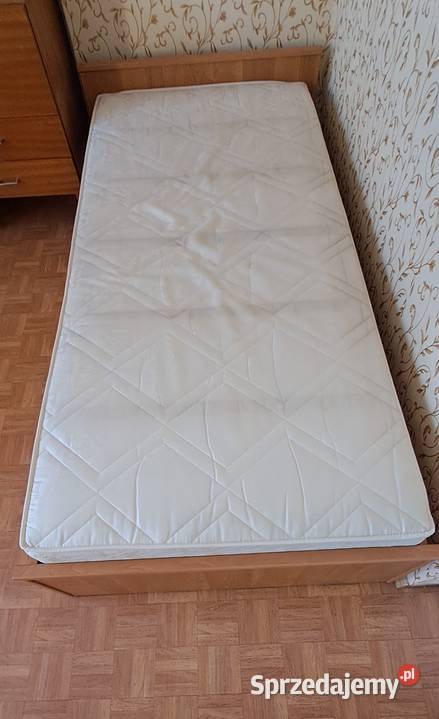 łóżko sprzedam
