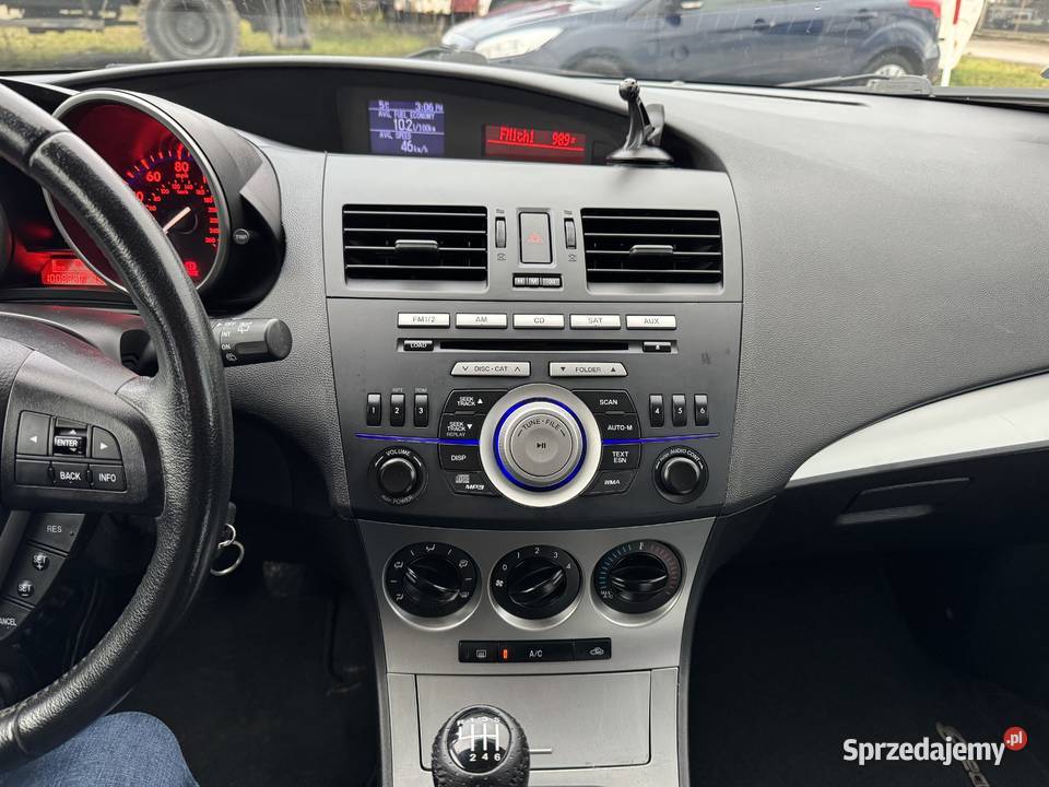 Mazda 3 25 BENZYNA Zarejestrowana Długie Opłaty Konin