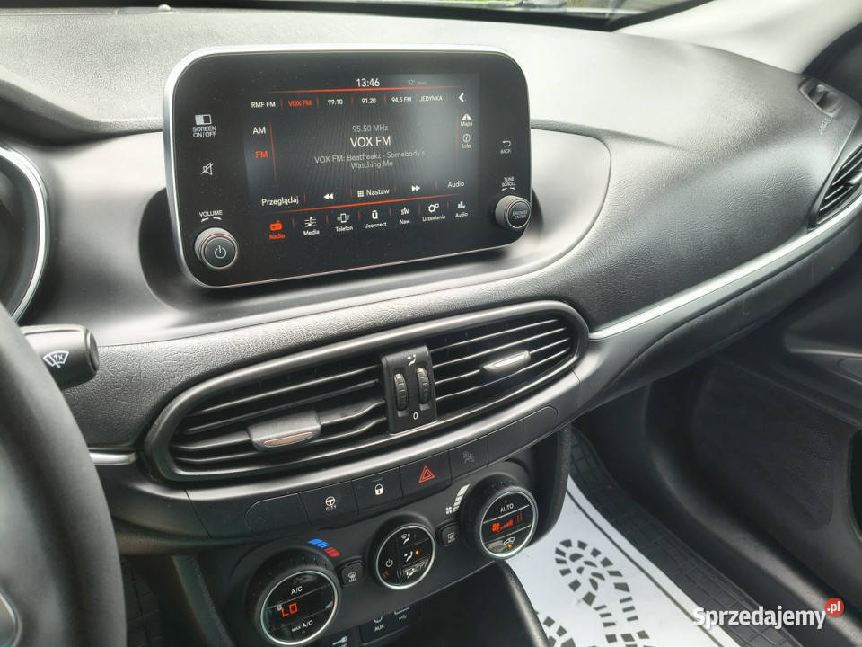 Fiat Tipo 14i 95 Lounge Full Serwis II 2016 Hatchback Mysłowice