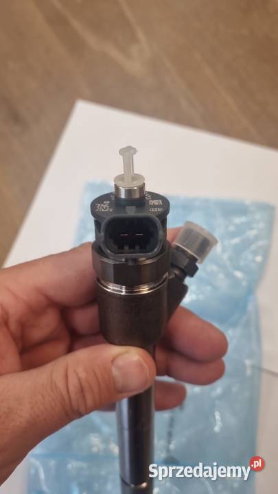 Nowy oryginalny wtryskiwacz BOSCH K9828959880 Układ paliwowy Poznań