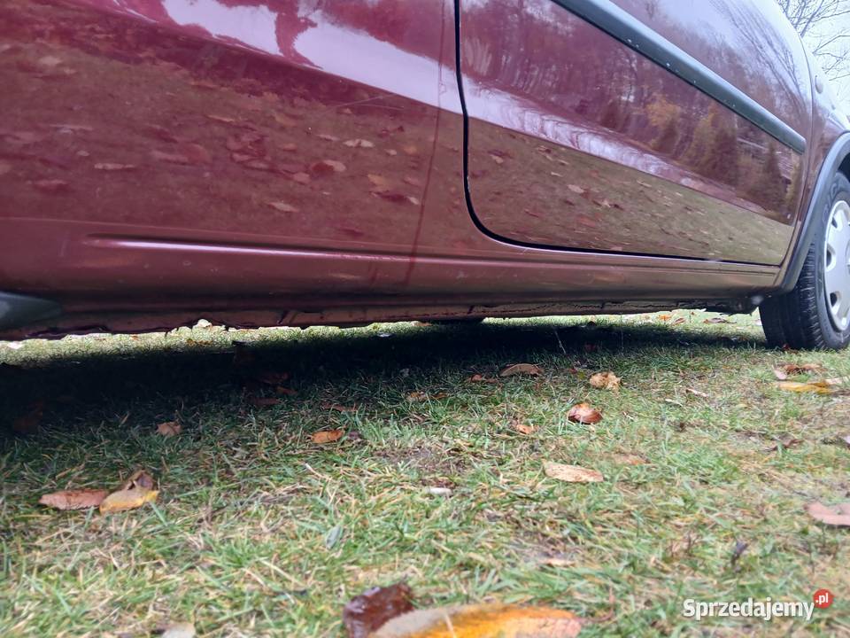 Opel corsa c 10 2003 sprzedam