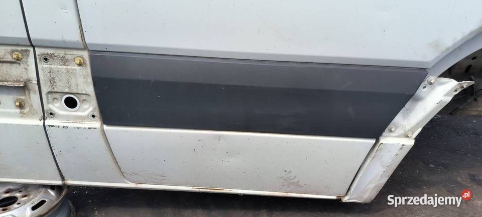 DRZWI PRAWE PRZÓD MERCEDES SPRINTER 313 2012