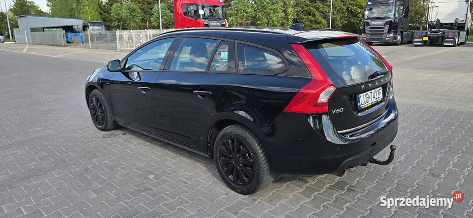 VOLVO V60 20D 160 NAVI BLUETOOTH USBAUX MOŻLIWA