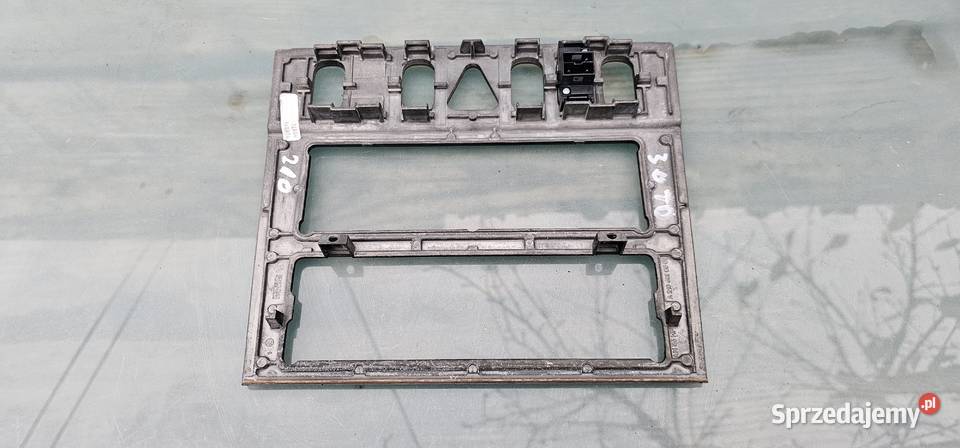 Ramka radia panel mercedes w210 elegance wielkopolskie Zbąszyń