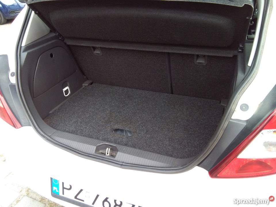 Opel Corsa 14 Benzyna klimatyzacja elektryczne lusterka sprzedam
