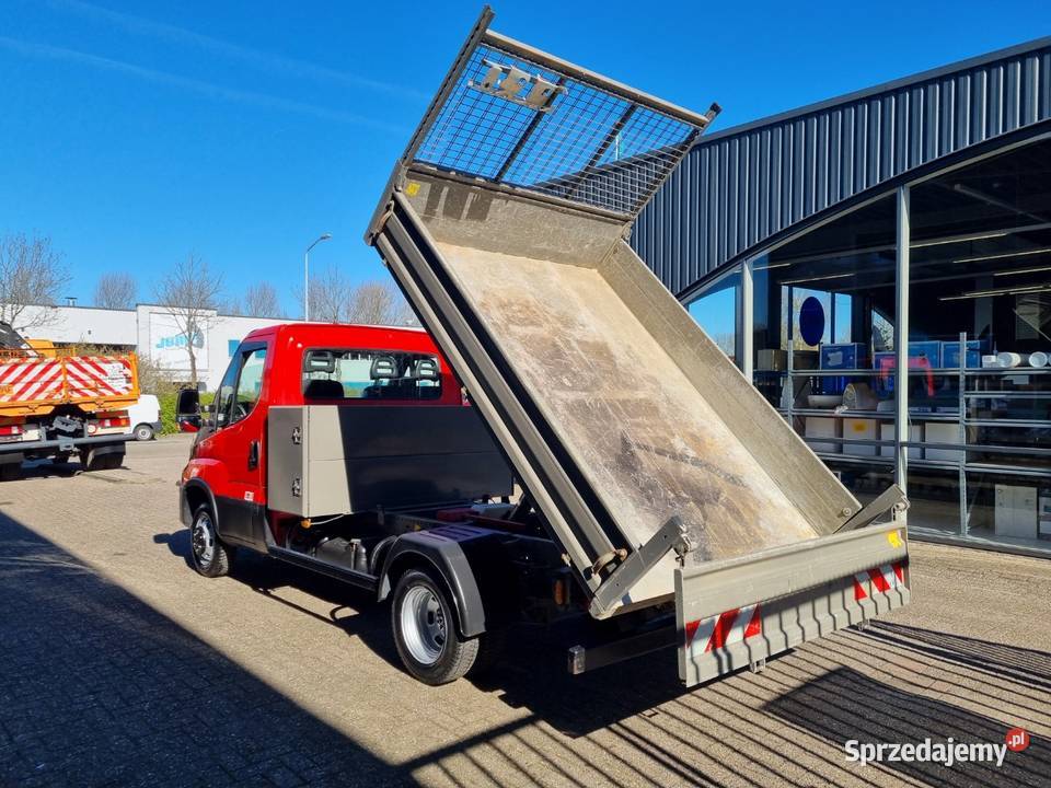 Wywrotka 2 osiowa 4x2 Iveco nie Warszawa
