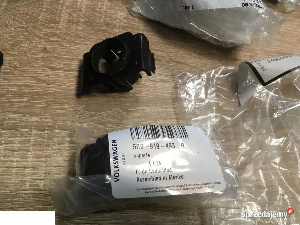 VOLKSWAGEN JETTA 2015 5C UCHWYT CZUJNIKA osobowe lubelskie Kozubszczyzna