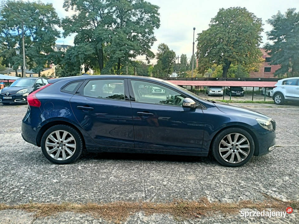 Volvo V40 zadbany serwisowany doinwestowany II centralny zamek Tomaszów Mazowiecki