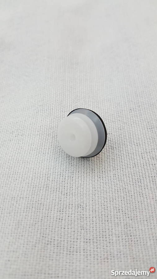 SPINKA BOCZKA TAPICERKI DRZWI Z WYGŁUSZENIEM Motoryzacja Poznań