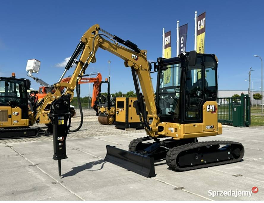 FABRYCZNIE NOWA MINIKOPARKA CATERPILLAR 3027 CR