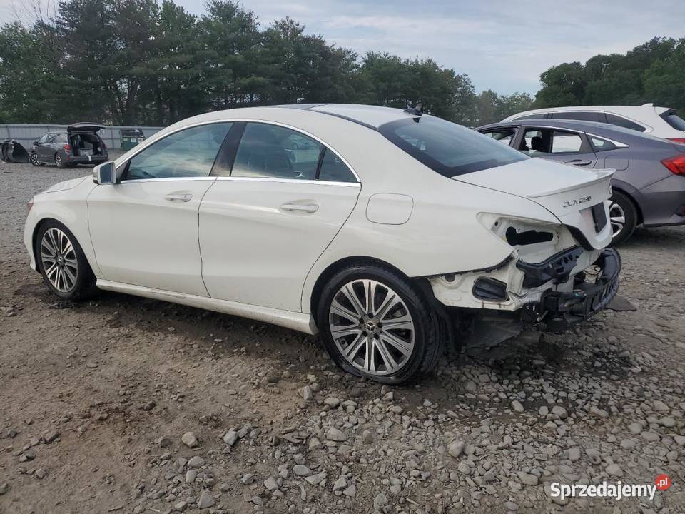 MercedesBenz CLA 250 4MATIC Samochody osobowe Duchnów