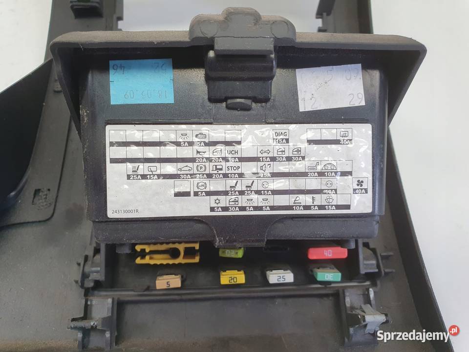 Renault Laguna III DOLNA OSŁONA DESKI Rudka sprzedam