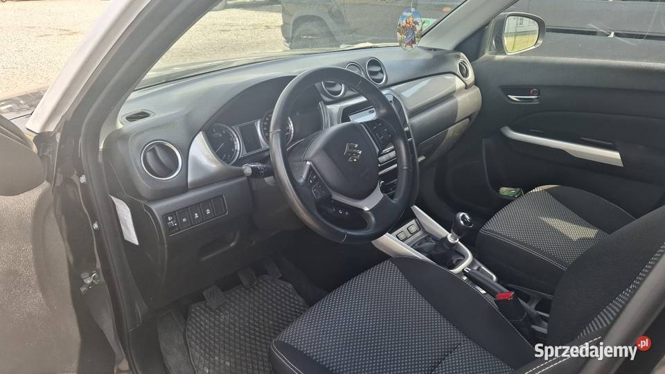 Suzuki Vitara 16 diesel 2015r Pełny serwis przyciemniane szyby sprzedam