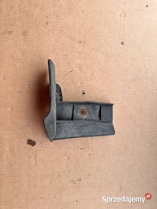 Chlapacz nadkola lewy tył Toyota Yaris III 1120 Brzesko