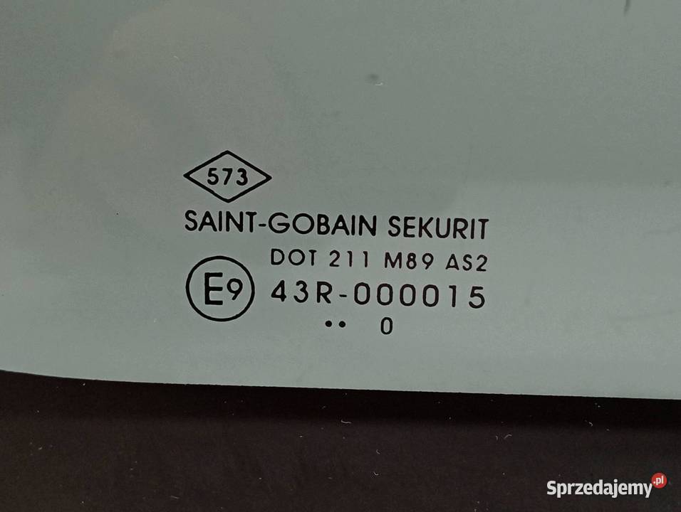 SZYBA KAROSERYJNA LEWY TYŁ Dacia Lodgy I 2012 sprzedam
