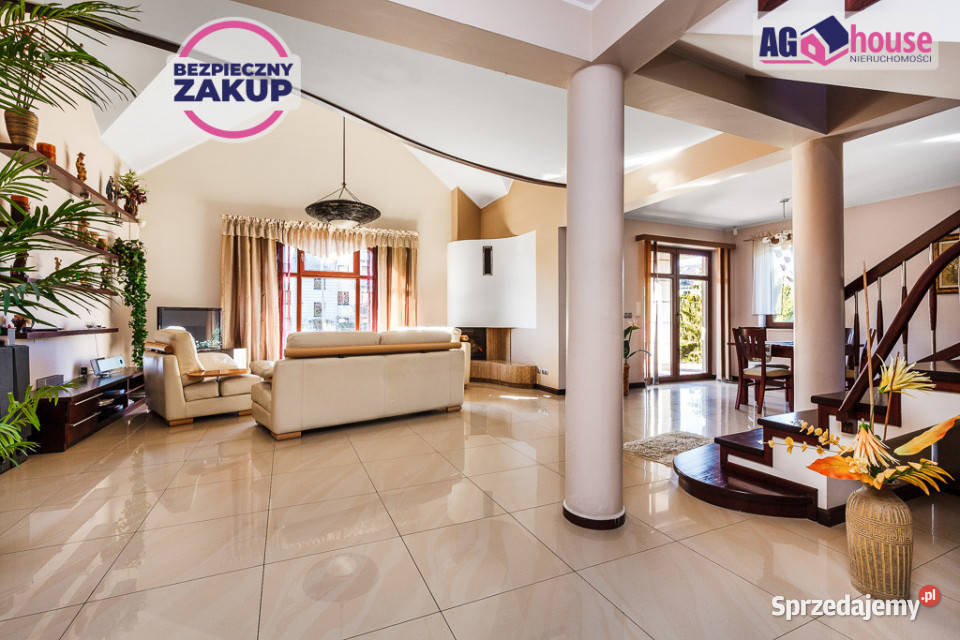 Dom wolnostojący Reda 336m2