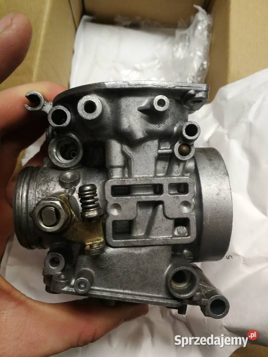 Suzuki bandit 1200 gaźnik obudowa gaźnika Łowicz