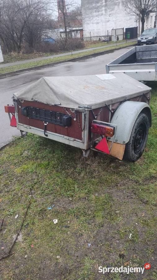 Przyczepka samochodowa