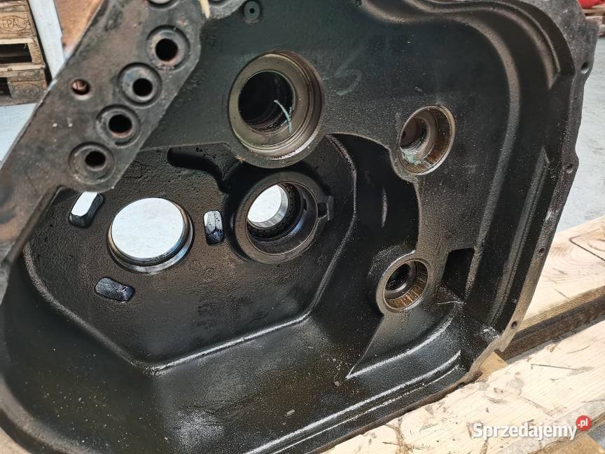 Obudowa skrzyni Powershift ładowarka JCB Wilkowo