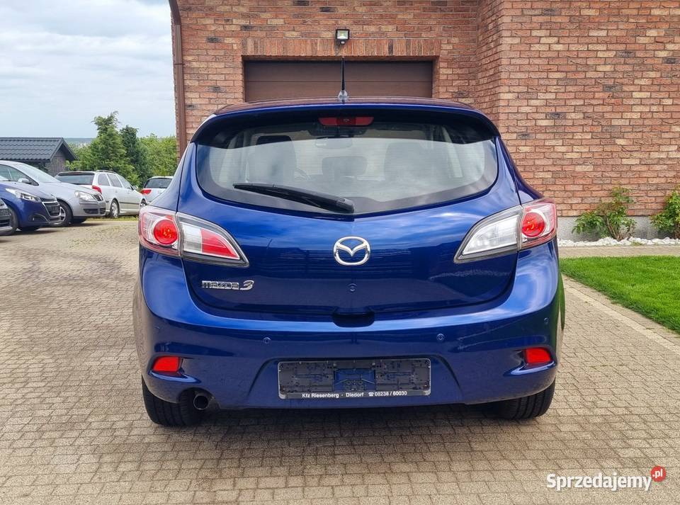 Mazda 3 wielofunkcyjna kierownica