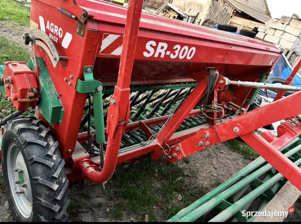 Siewnik Agromasz SR300 nieuszkodzony Sienno