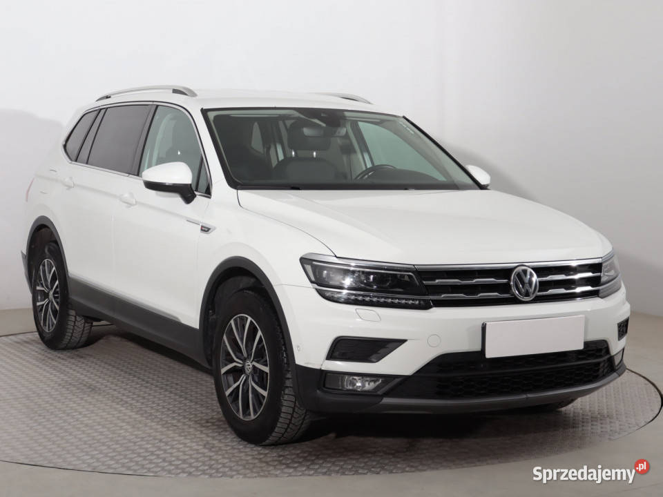 VW Tiguan Allspace 20 TSI światła do jazdy dziennej Volkswagen Katowice