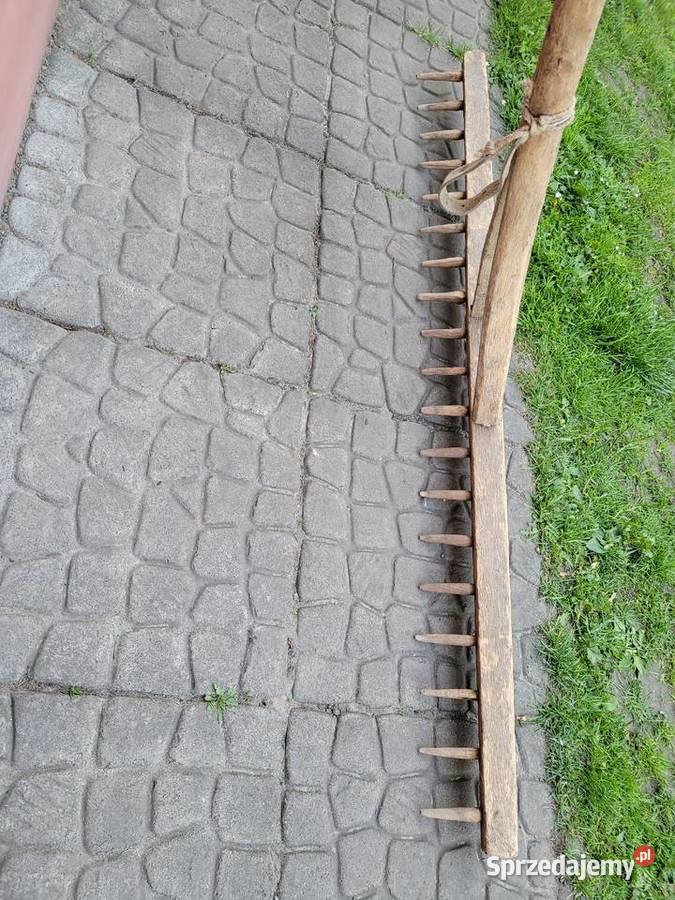 Sprzedam duże grabie drewniane zabytkowe Narzędzia łódzkie Zelów