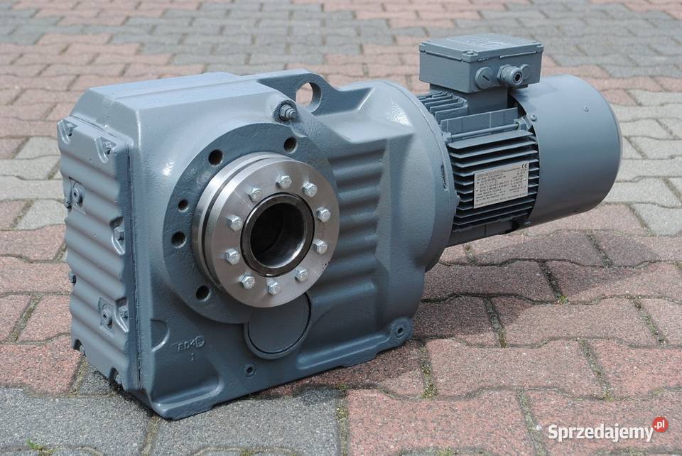 Motoreduktor kątowy 11kw 53obrmin z hamulcem Kargowa