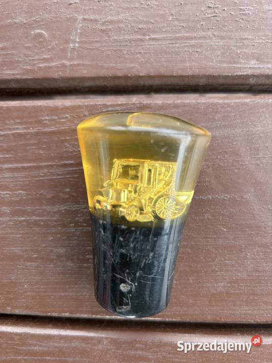 Gałka zmiany biegów z samochodzikiem PRL osobowe Gałki i mieszki Wiśniowa sprzedam