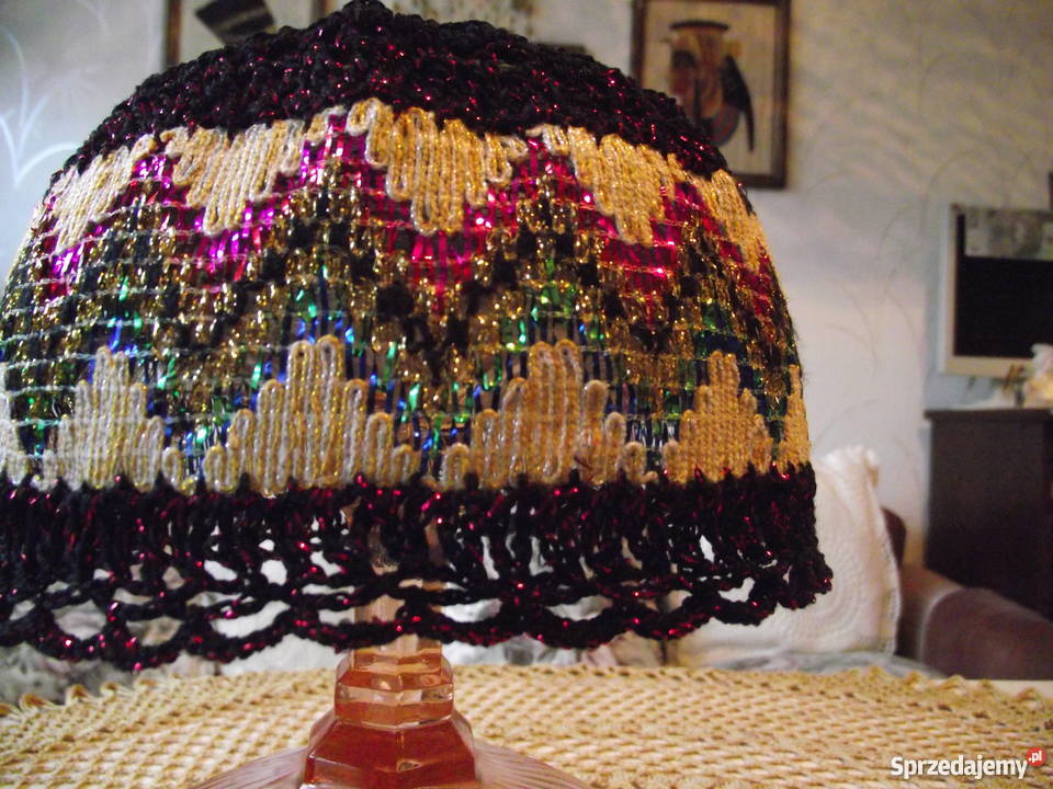 KORONKOWA CZARNO BROKATOWA CZAPECZKA Piła