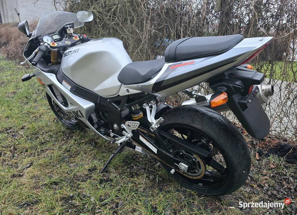 Suzuki GSXR1000 K3 JakNOWY 5600 srebrny