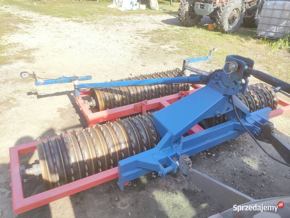 Wał uprawowy ciężki na przedni TUZ z tyłu nieuszkodzony łódzkie Piotrków Trybunalski