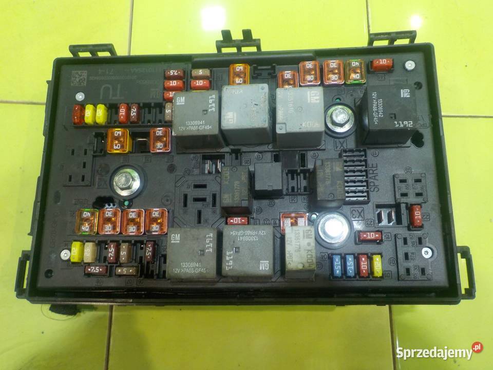 OPEL ASTRA J IV LIFT 16 B 14r HB 5D skrzynka