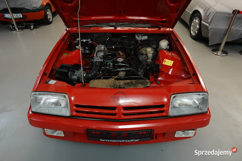 Opel Manta B 20 GSi 198661 Oryginalny LakierStan sprzedam