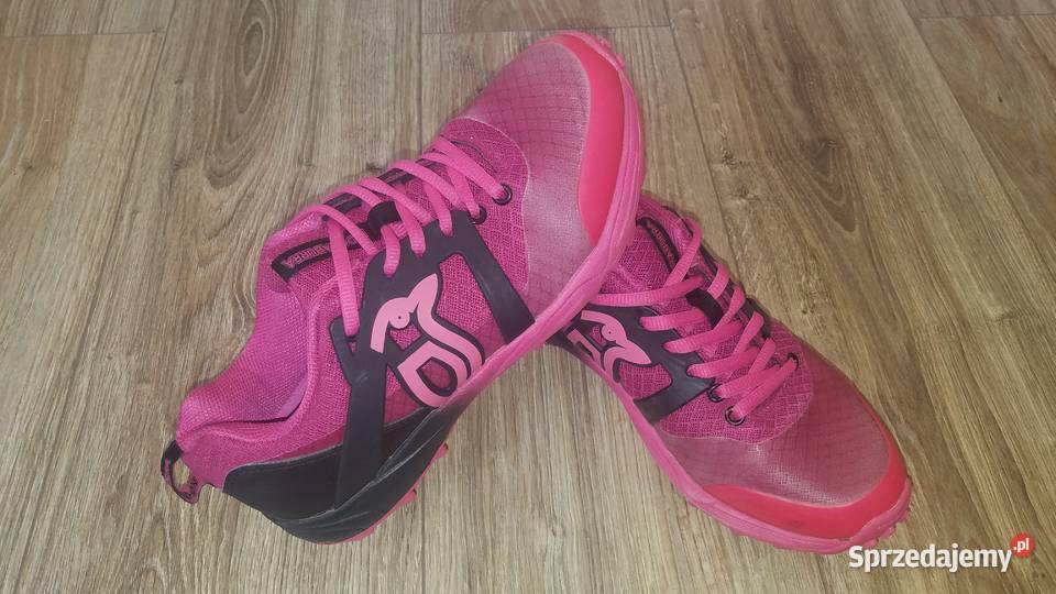Buty KOOKABURRA 3940 25 stan czerwone sportowe czarny Białystok