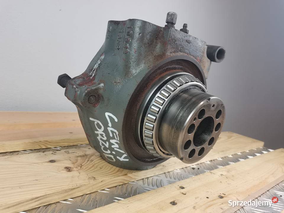 Kramer 680 Zwrotnica przednia Carraro Wilkowo sprzedam