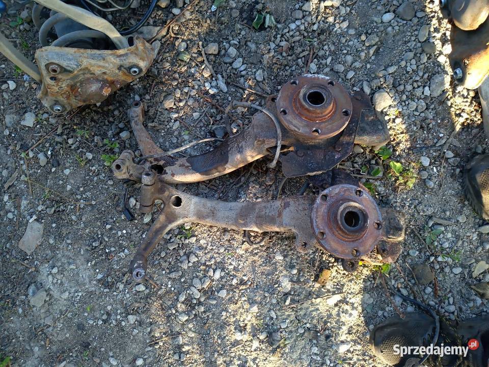 Zwrotnica przednia volkswagen passat b5 lewa Gorlice