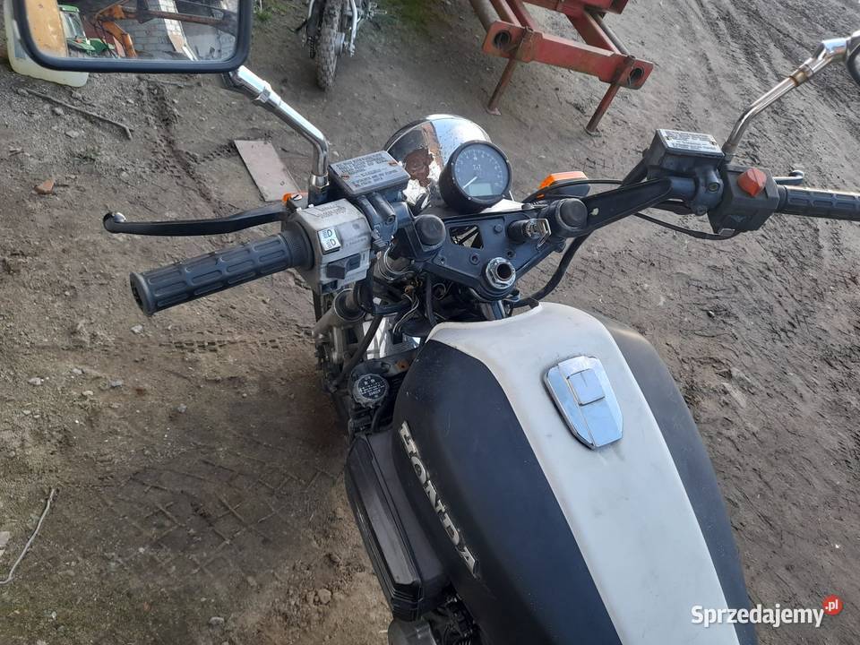 Honda Vf 750 Sabre Motocykle, skutery, quady Dzierżoniów