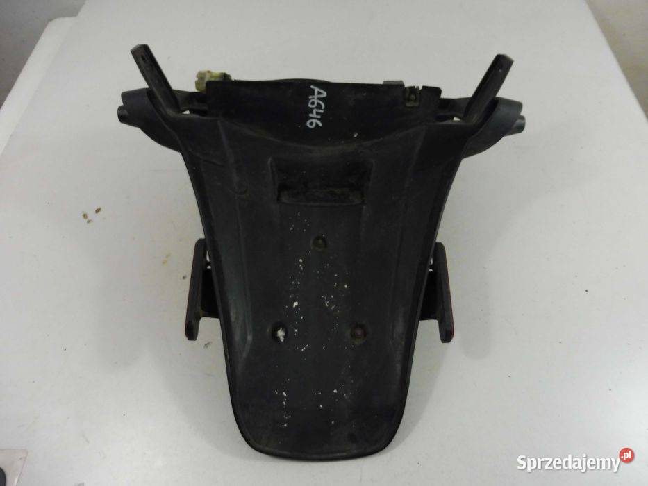 Piaggio MP3 500 mocowanie tablicy zadupek 1420r Poznań