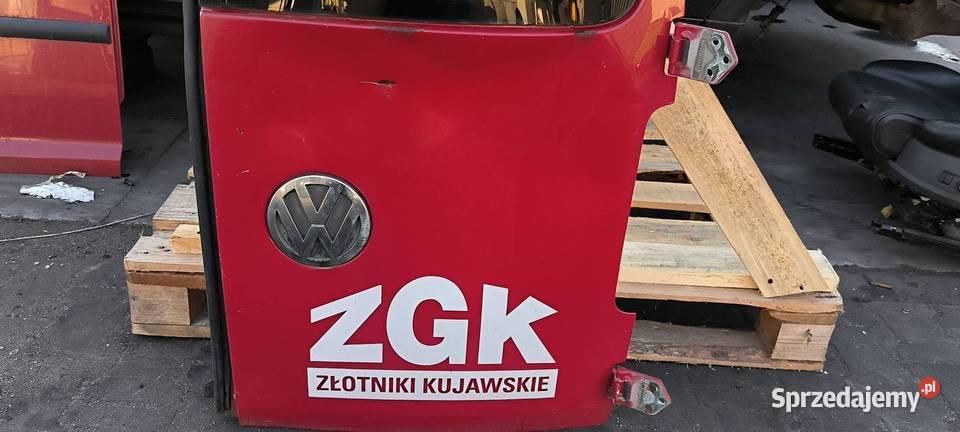 DRZWI PRAWE TYŁ VOLKSWAGEN CADDY III LK3A osobowe Lipno