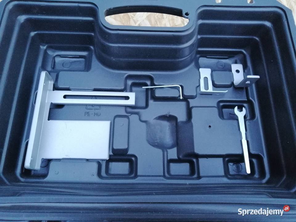 STRUG ELEKTRYCZNY TITAN TTB291PLN 900W Wyrzeka