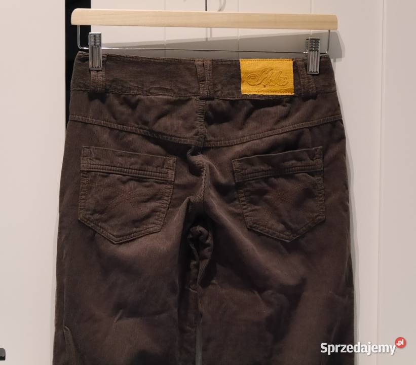 IKKS świetne spodnie biodrówki dzwony 32 XXS Wrocław