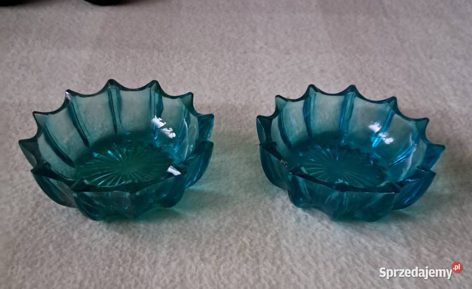 Stare błękitne miseczki sprzedam
