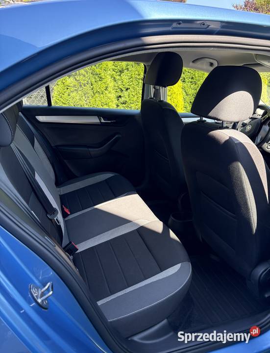 Skoda RAPID 10 TSI Ambition Murowaniec