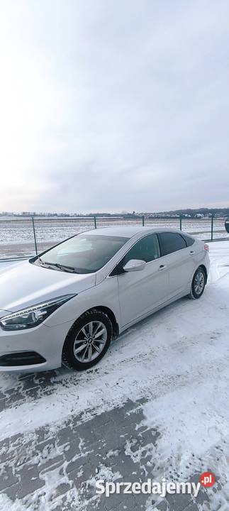 Hyundai i 40 niski przebieg i40 Bębło sprzedam