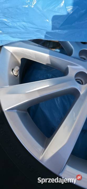 VW felgi 17 z oponami całorocznymi Continental Średnica 17" Radom