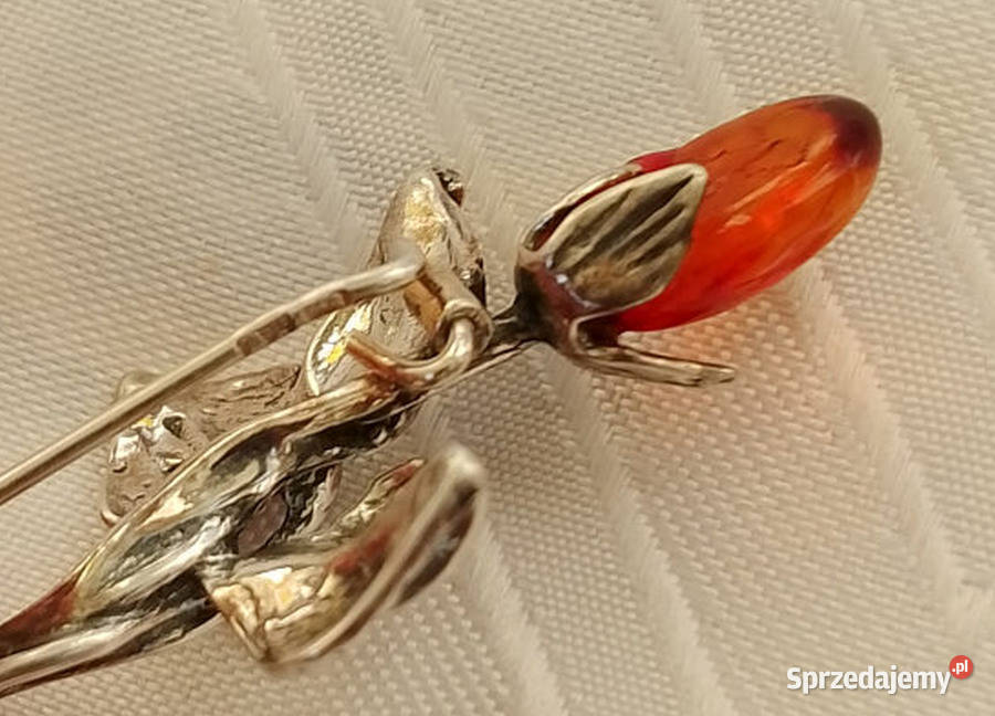 broszka srebro 925 z bursztynem podlaskie Suwałki