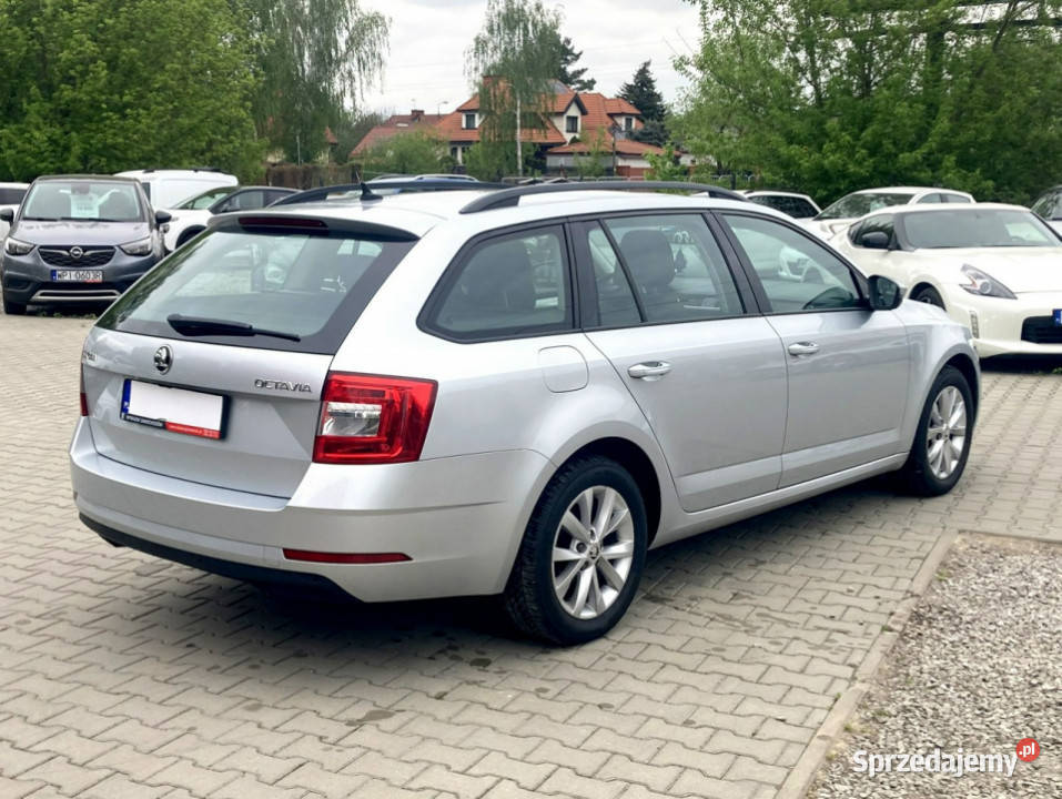 koda Octavia Salon Polska Bezwypadkowy III 2013 manualna Konstancin-Jeziorna sprzedam