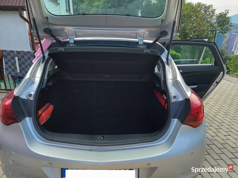 Opel Astra J stan 1400cm3 Kojszówka